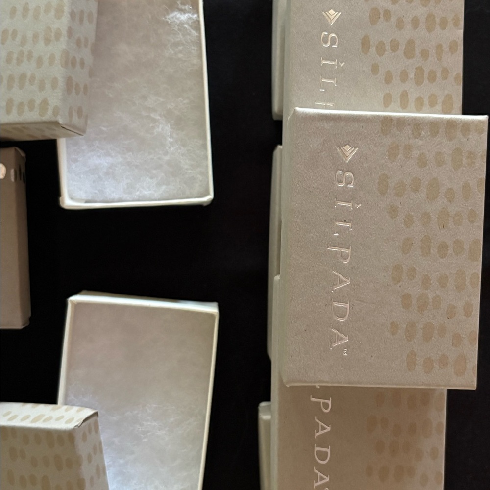 Silpada Cream and Tan Jewelry Box Collection 9 - Picture 3 of 4